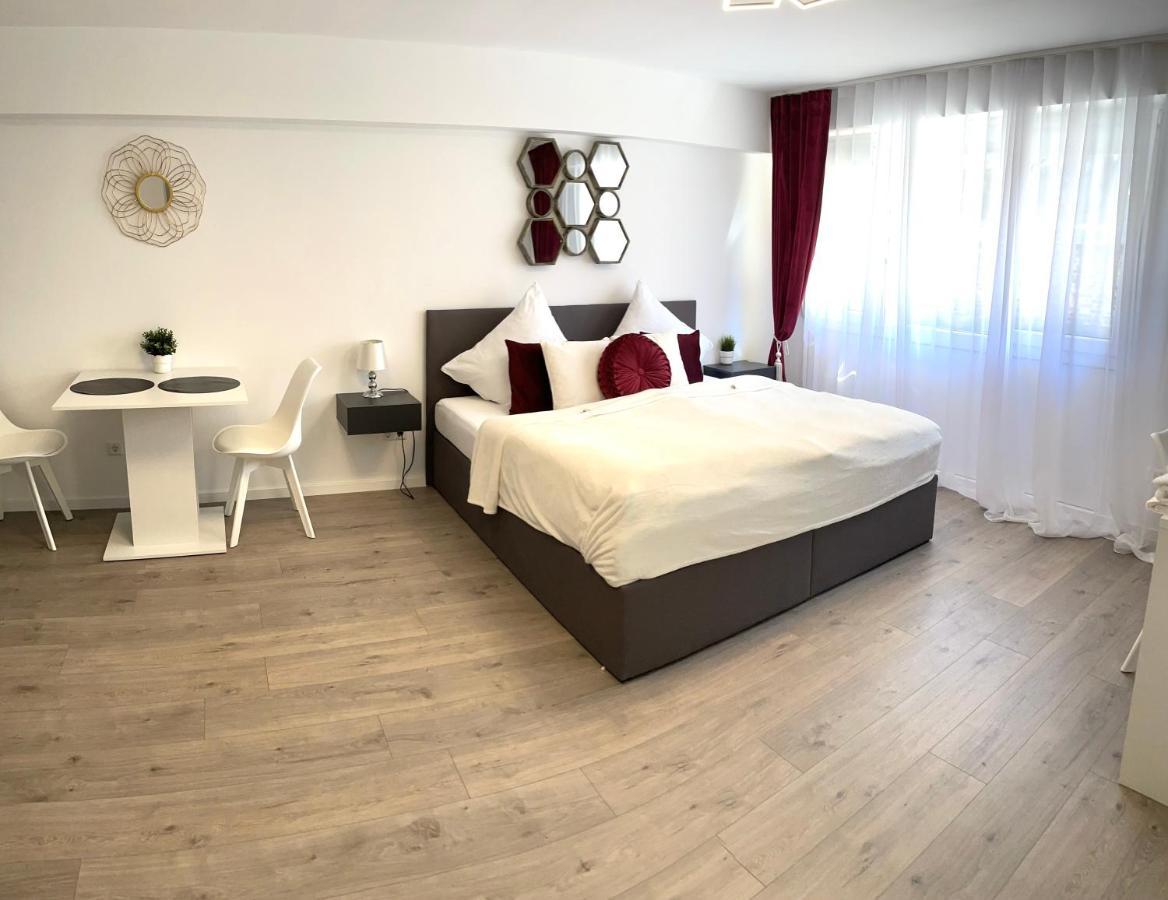 Prime Host Dream Deluxe Apartment Карлсруе Екстериор снимка