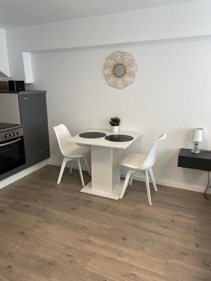 Prime Host Dream Deluxe Apartment Карлсруе Екстериор снимка